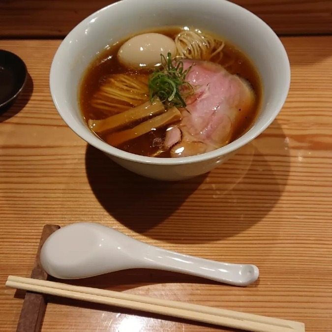 呼白の醤油ラーメン