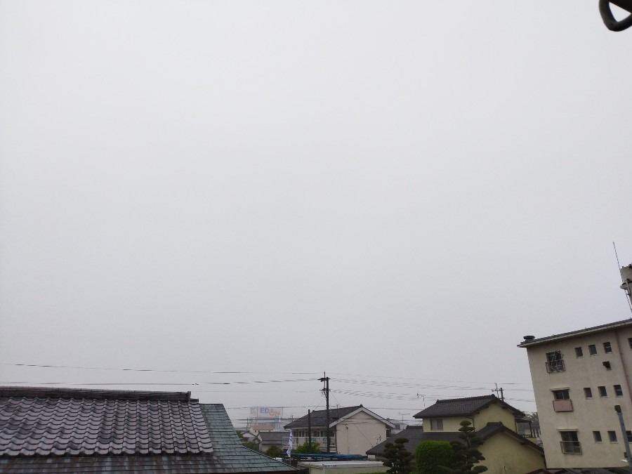 都城市（2022/4/25）　今朝は曇空です😓💦