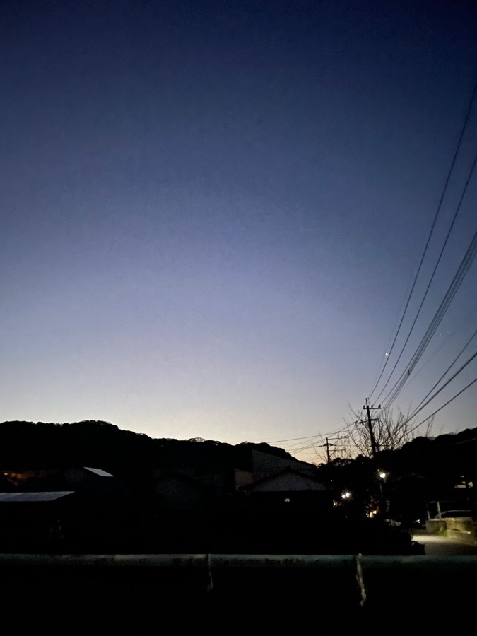 朝5時の空