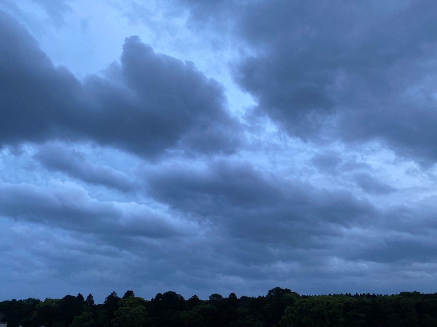 4月26日　夕方の空