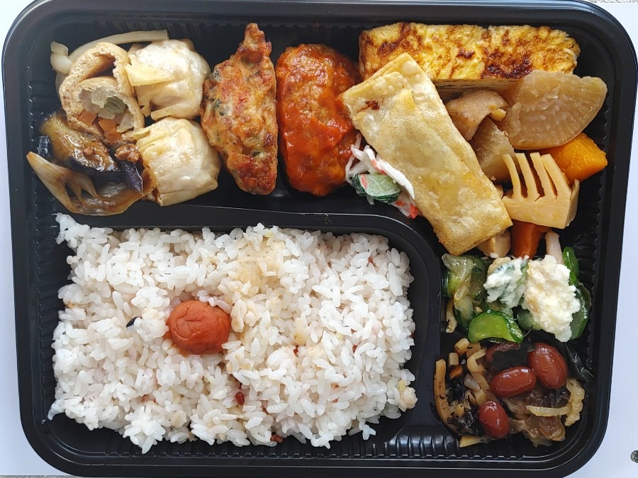 豊味屋 詰め放題¥550弁当🍱🍴😊