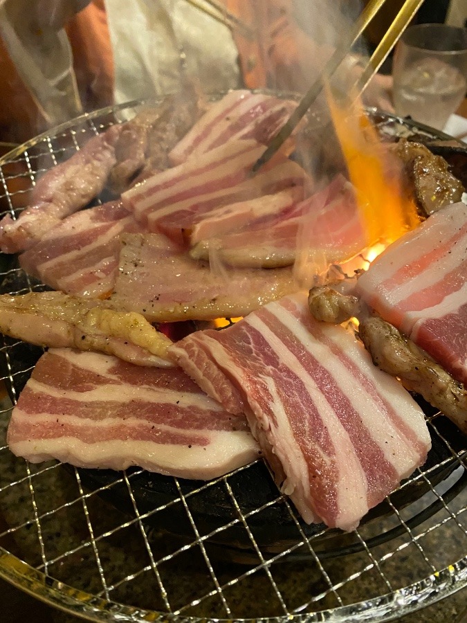 肉まみれ