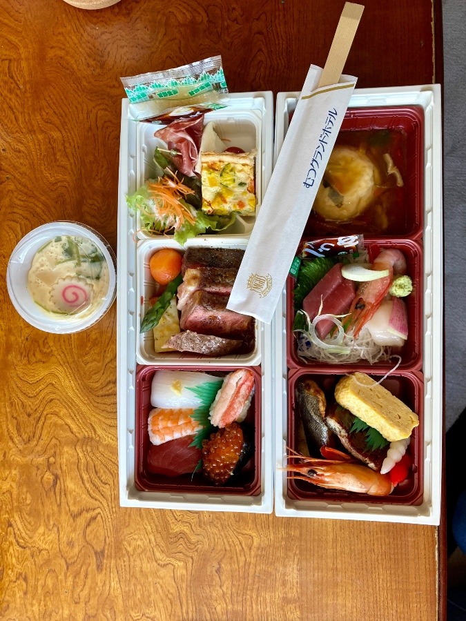 むつグランドホテルお弁当✨