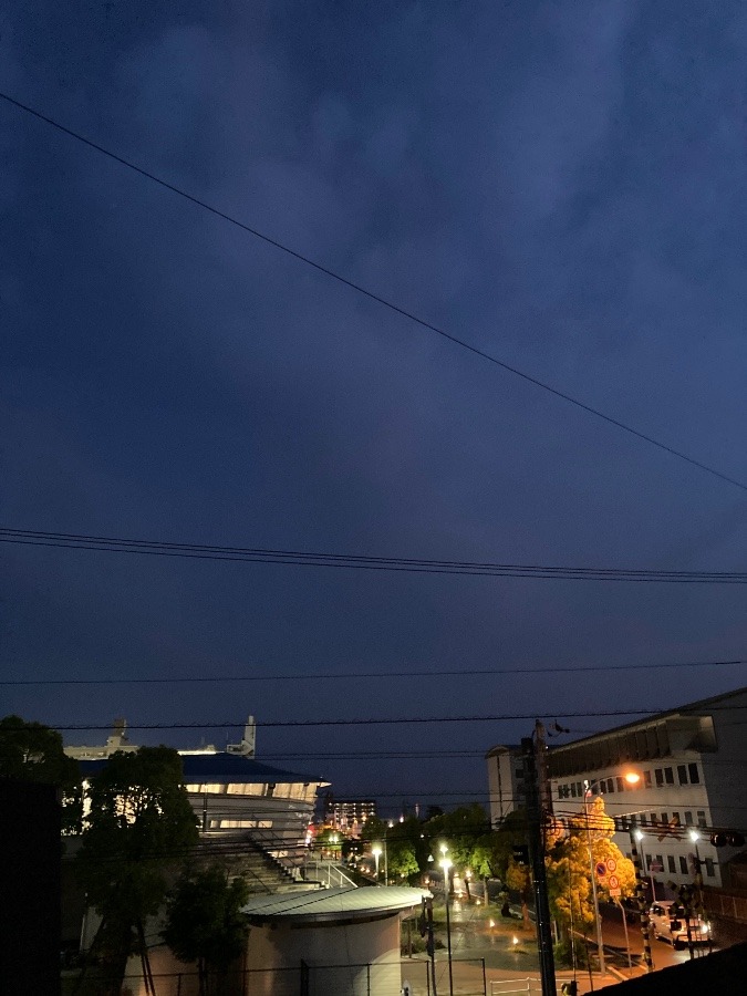 夜景屋島陸上競技場