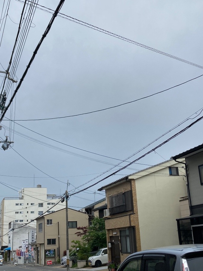 間も無く雨が…..