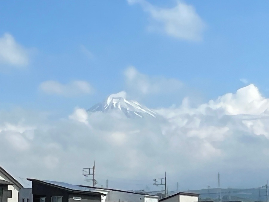 頭を雲の〜♪