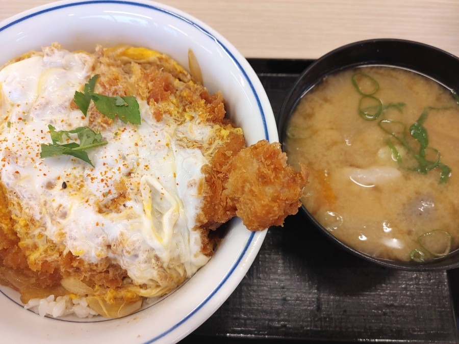 かつやのカツ丼🍴😊