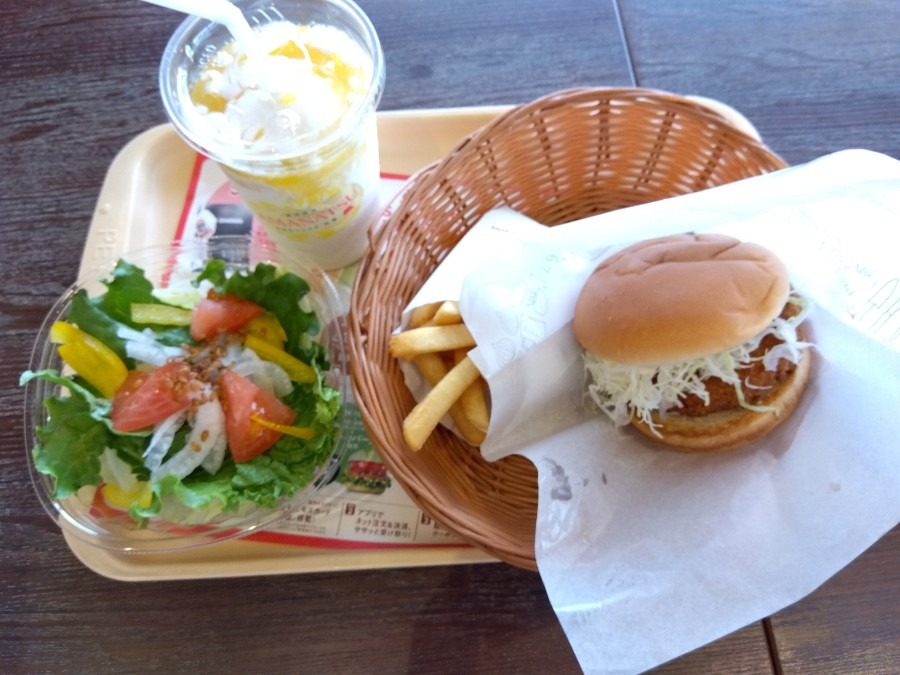 今日のランチ🍔