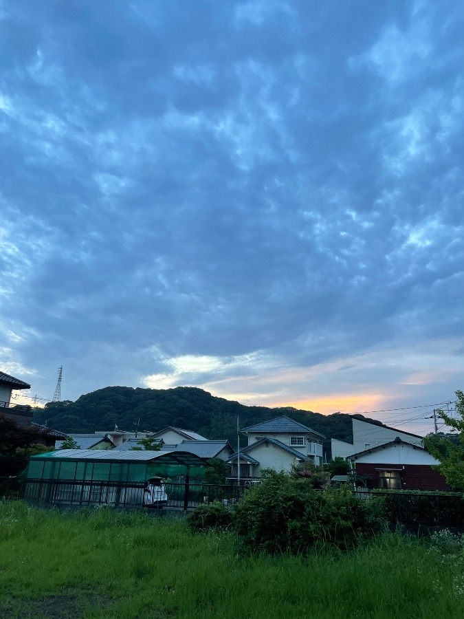 5時の空