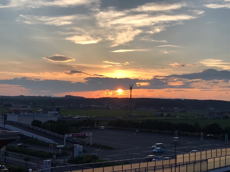 夕焼け ①