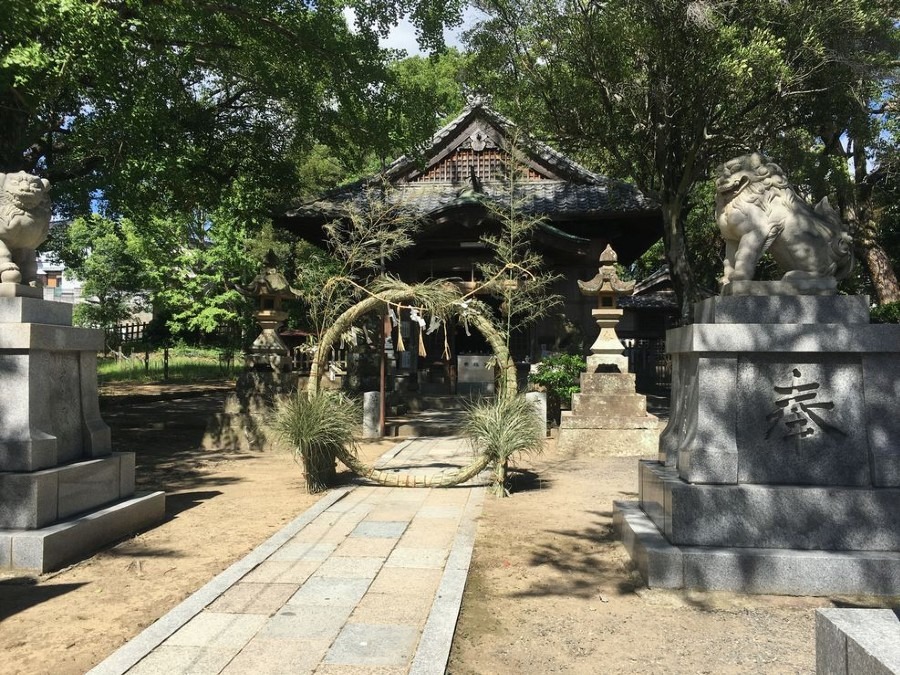 朔日参りと茅の輪くぐり。