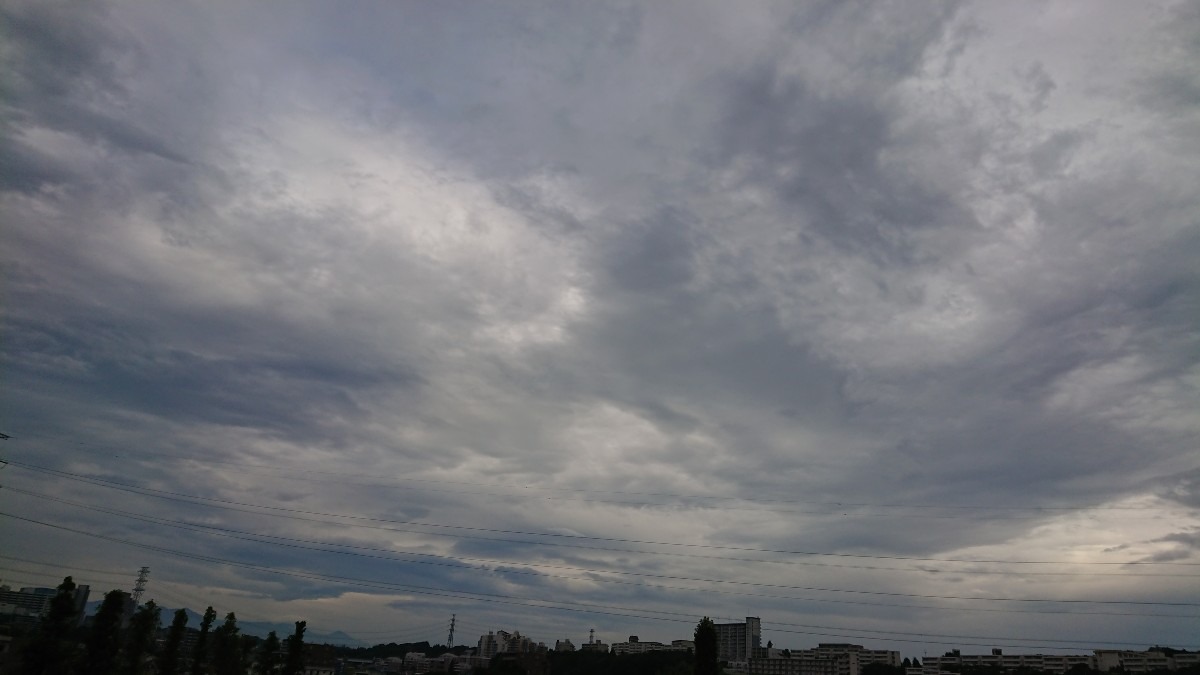 8/17 朝空☁️