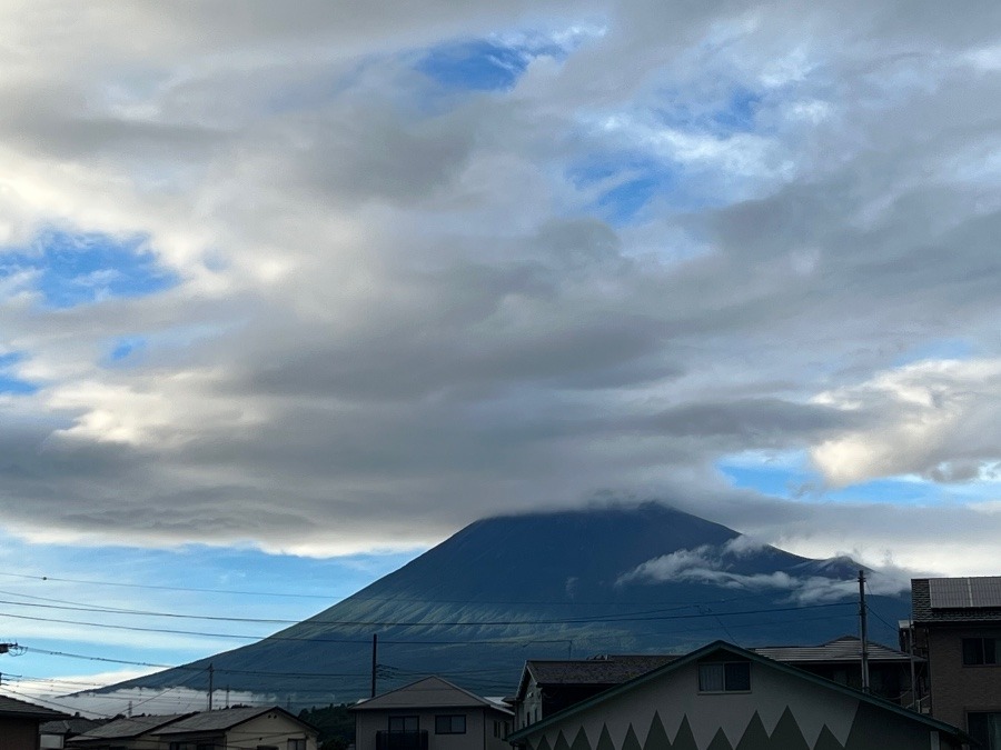 台風一過と富士山