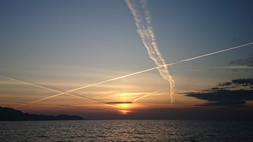 日本海に沈む夕日