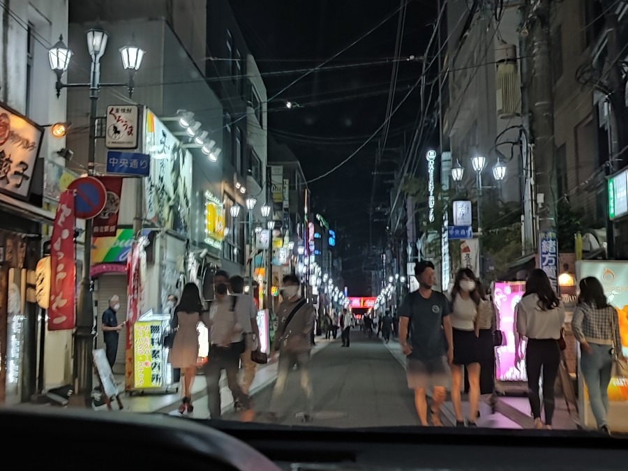 宮崎一の繁華街🌃中央通り・西タチ📷