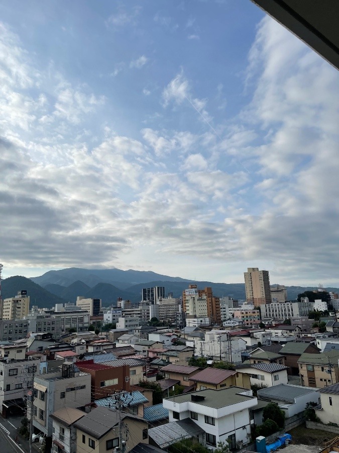 朝の空