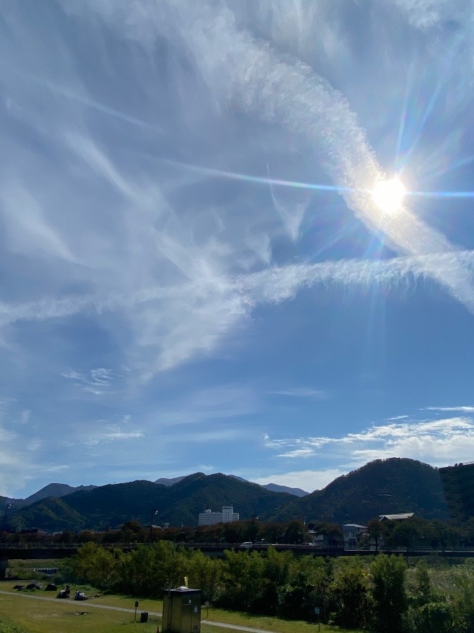 青い空と雲☀️☀️☀️