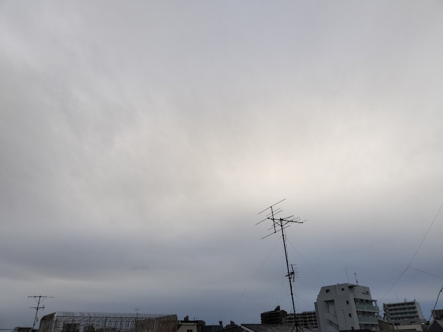 10月15日朝の空