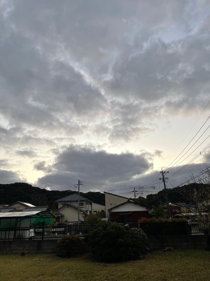 6時の空