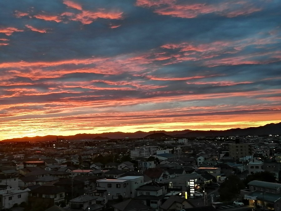 帰宅時の空(10/5 17:30)