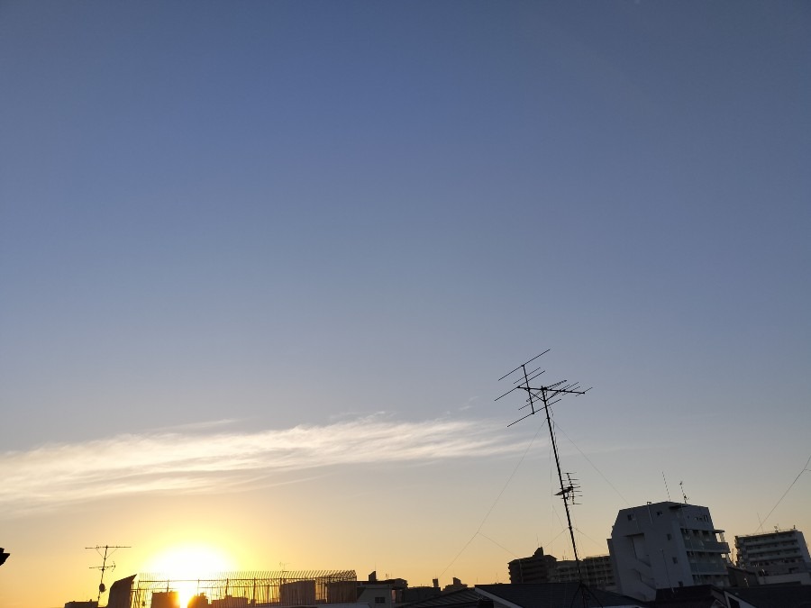 10月4日朝の空