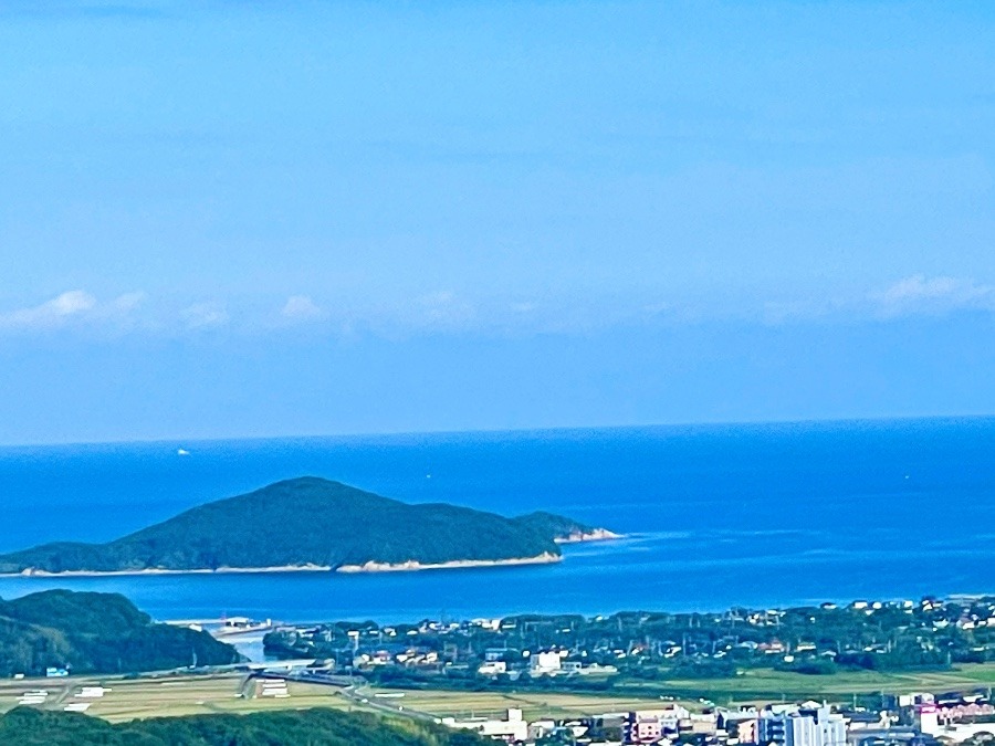 朝の空 8時20分