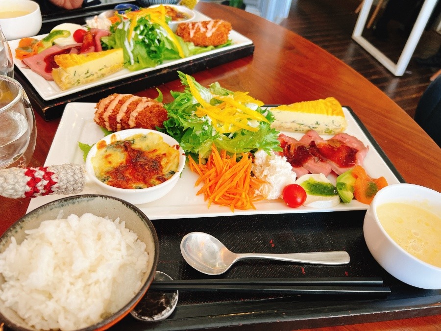 嬉しい💕モリモリプレートランチ