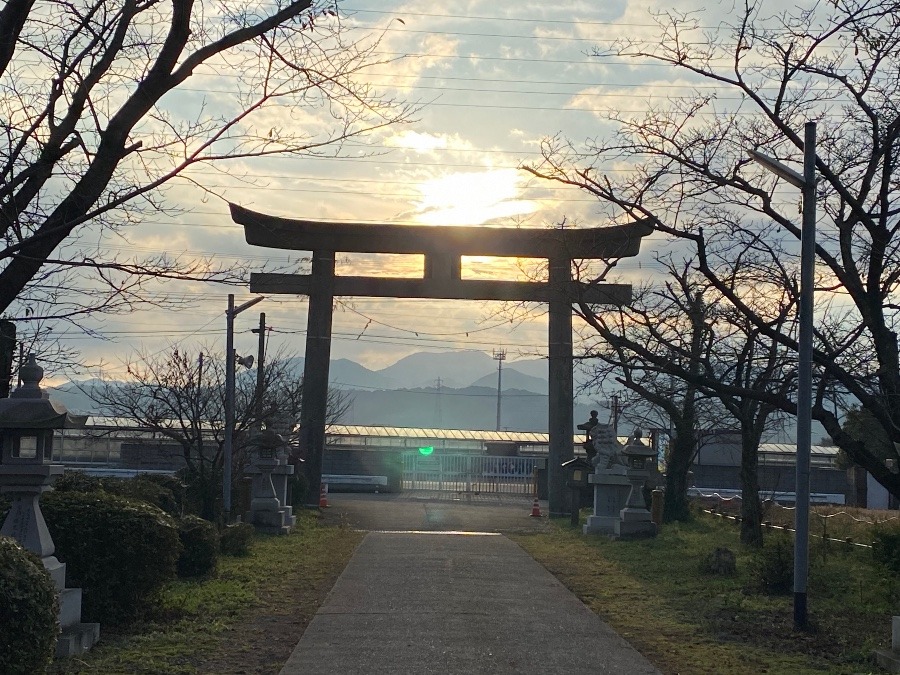 氏神様にて