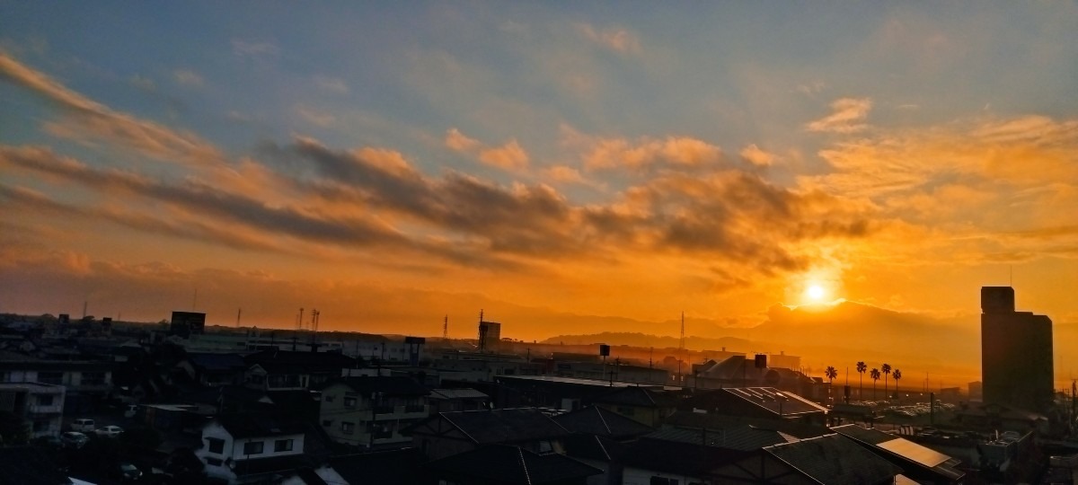 都城市（2022/11/3）今朝は晴れてます😊↗️（東の空）②