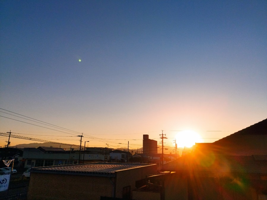 都城市（2022/12/15）今朝も晴れてます😊↗️（東の空）②