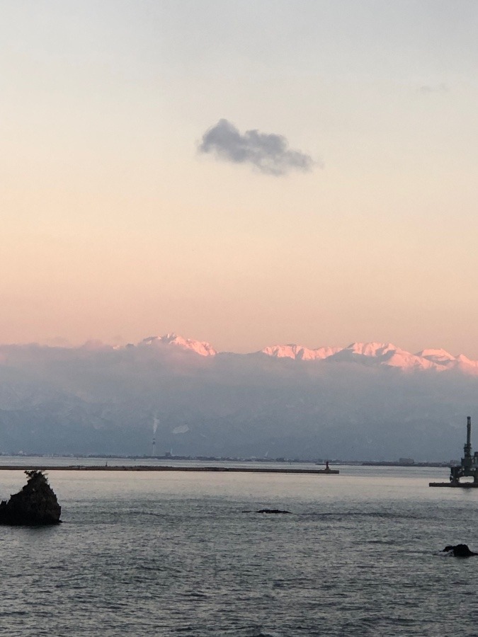 夕暮れの立山連峰