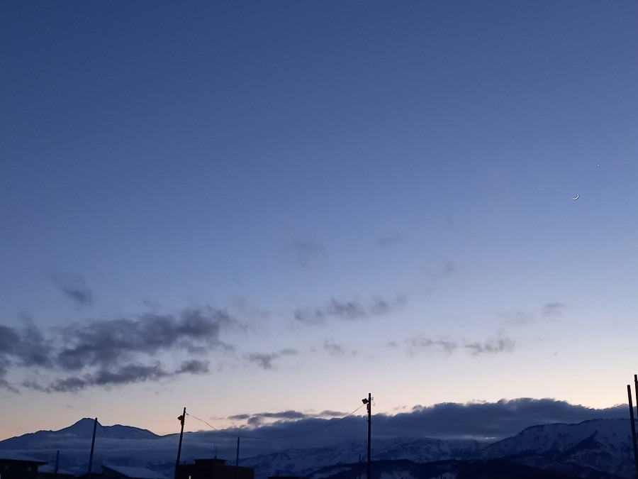 夕暮れ時　三日月🌙