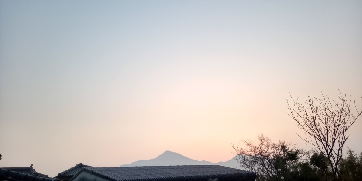 2023. 3.11   朝の空