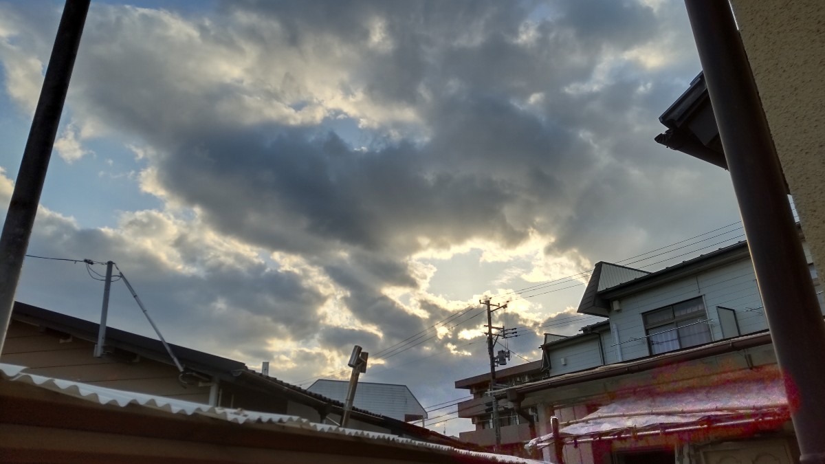 4/22の夕空です。