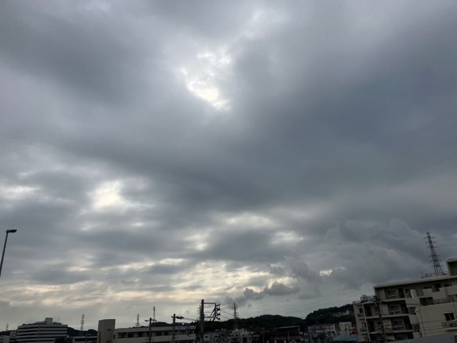 6/20 朝空（世界難民の日）