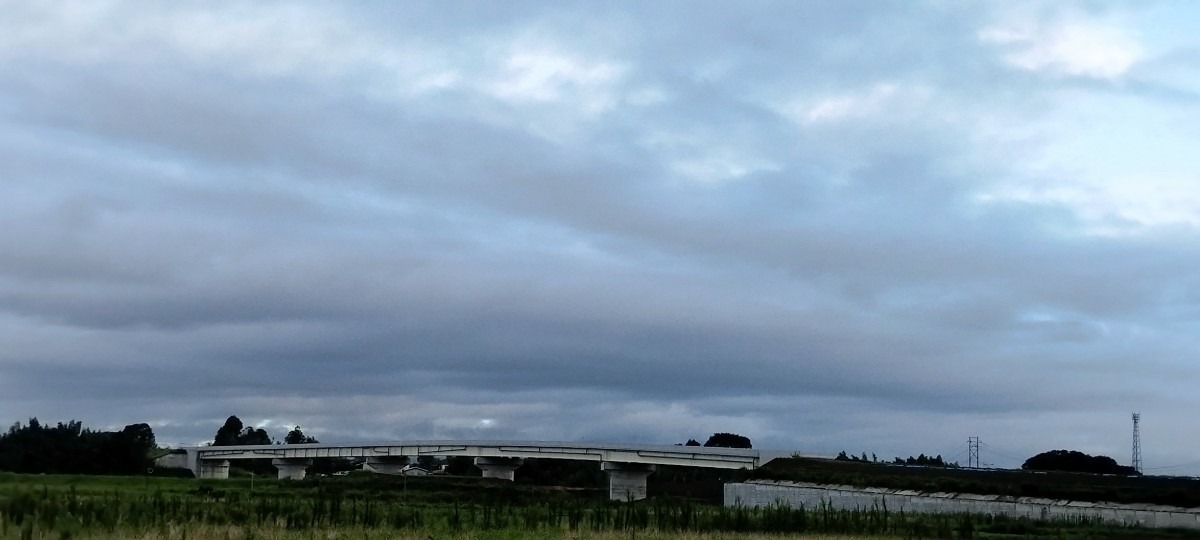 都城市（2023/8/4）今日の霧島😨（西の空）