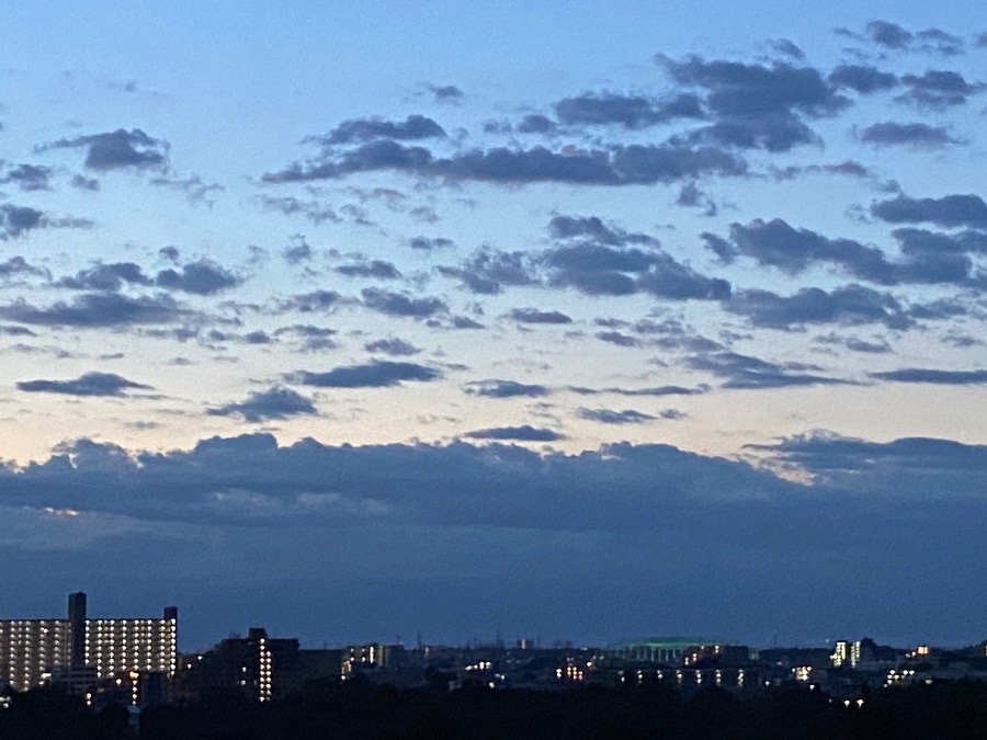 東の空