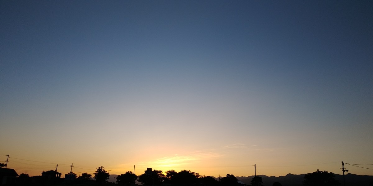 都城市（2024/5/16）今朝の朝焼け😊（東の空）①