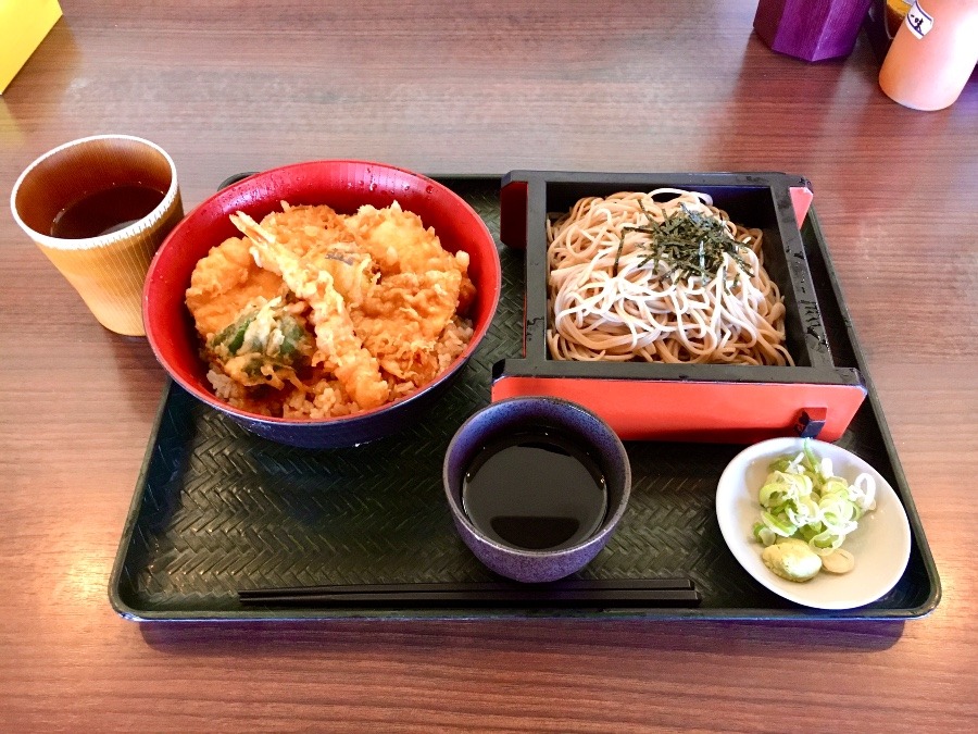 ⭕️今日のお昼は❓😄😄❣️