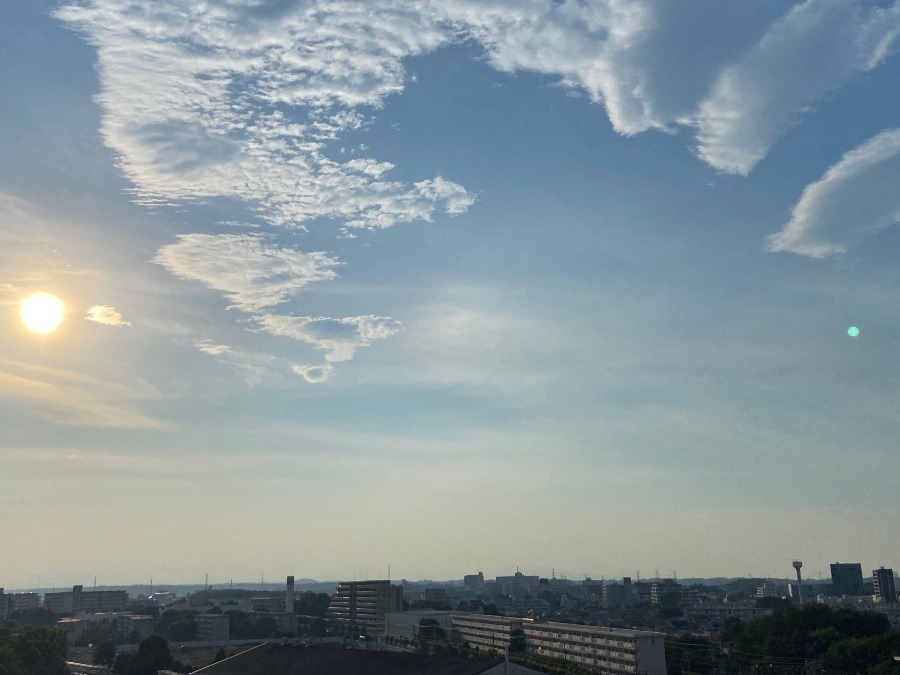 西陽の当たる側の玄関の気温　４０°超え