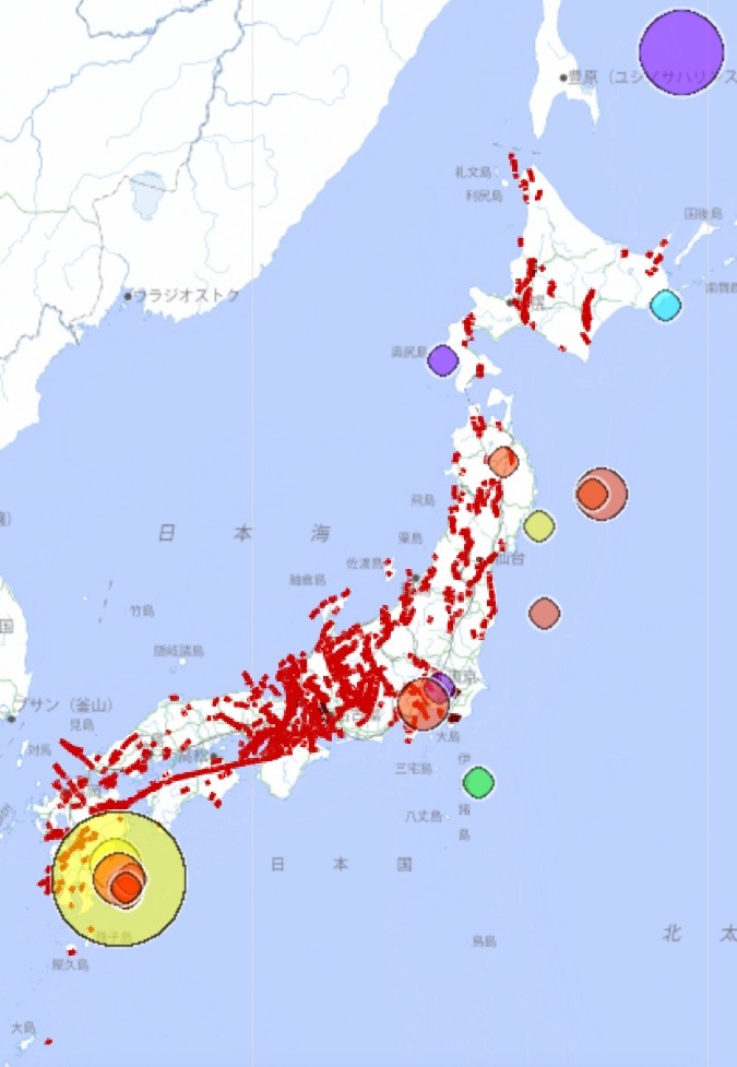 日本の活断層地図と地震発生地と大きさ