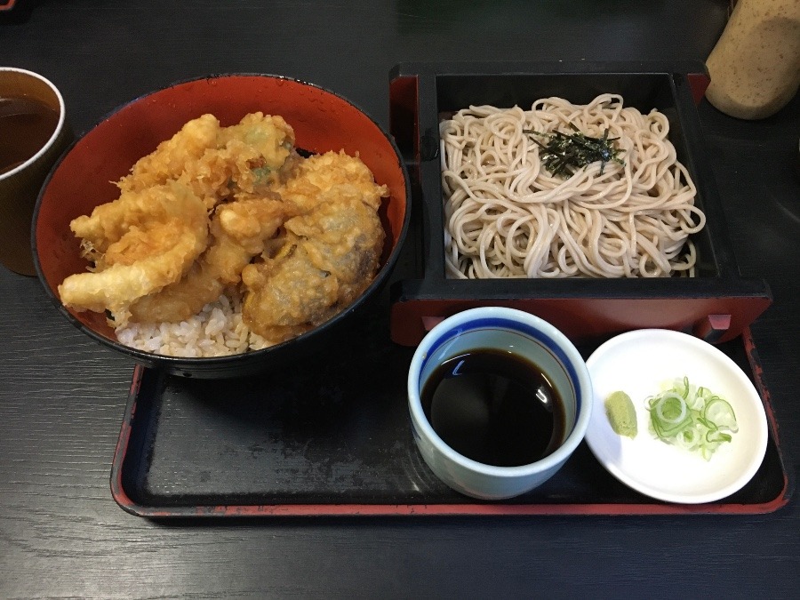 ⭕️今日のお昼は❓😄😄❣️