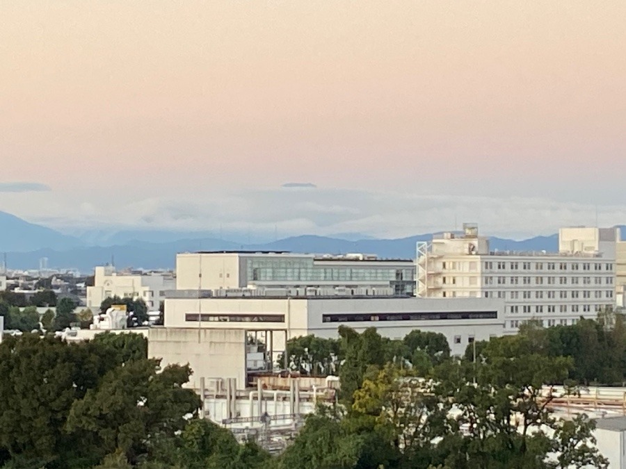 今朝の富士山