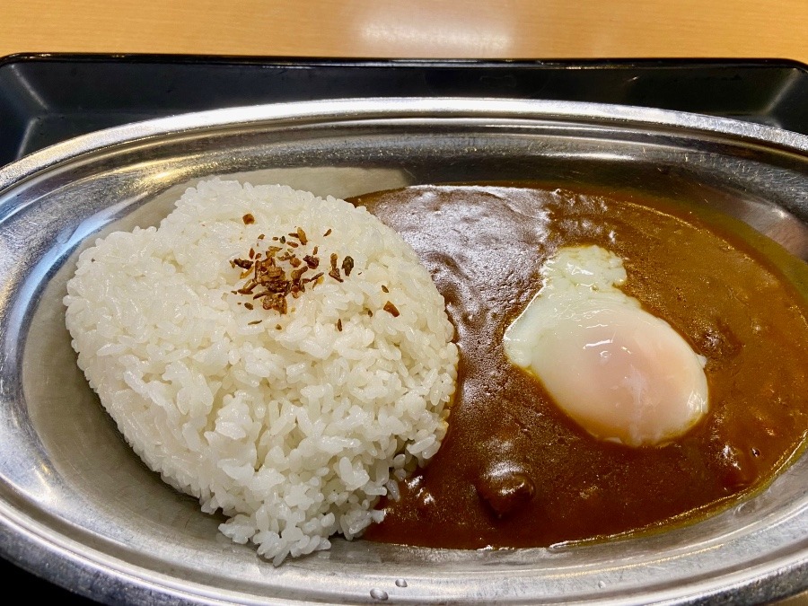 ナポリの殿堂　温玉カレー